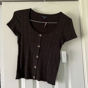 American Eagle shirt with buttons